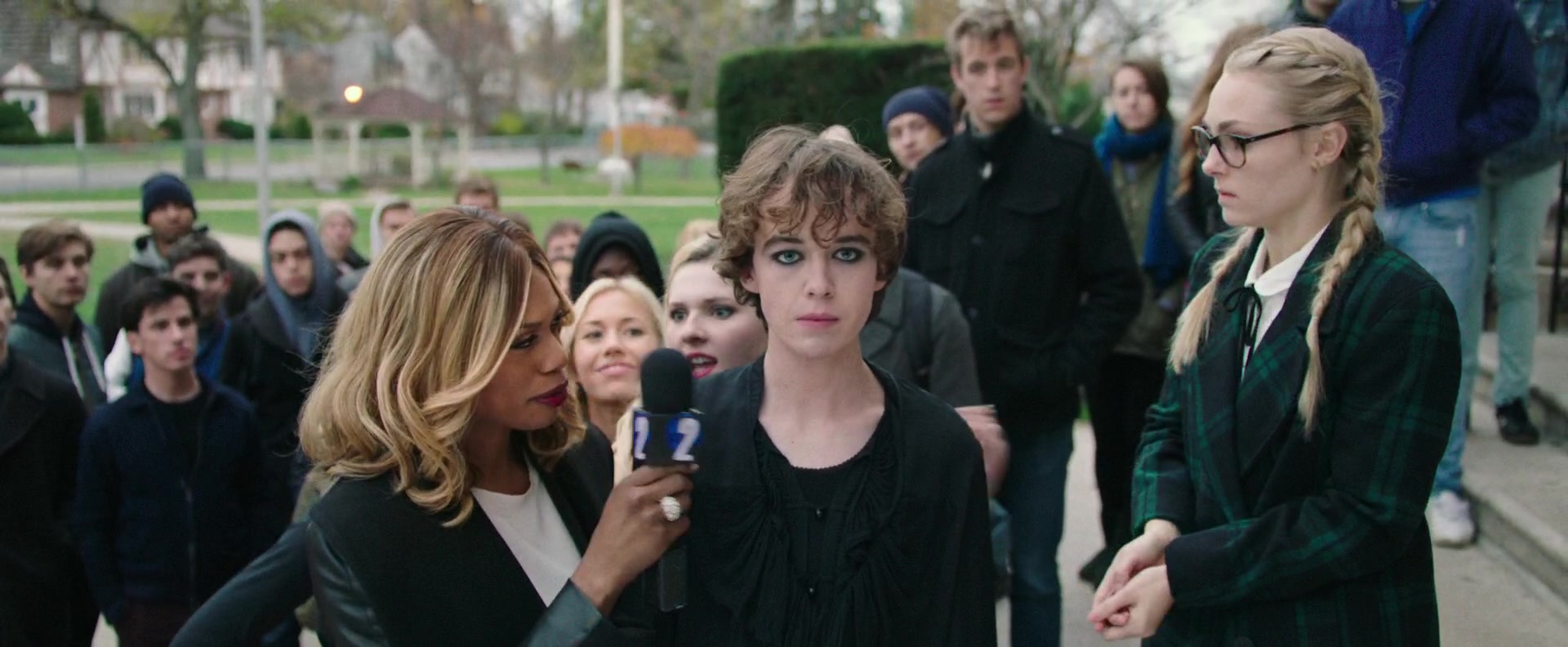 Freak_Show_2017_1080p_008127.jpg