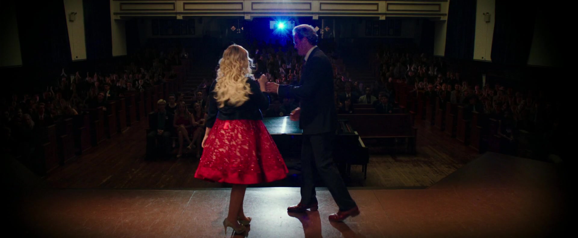 Freak_Show_2017_1080p_010548.jpg