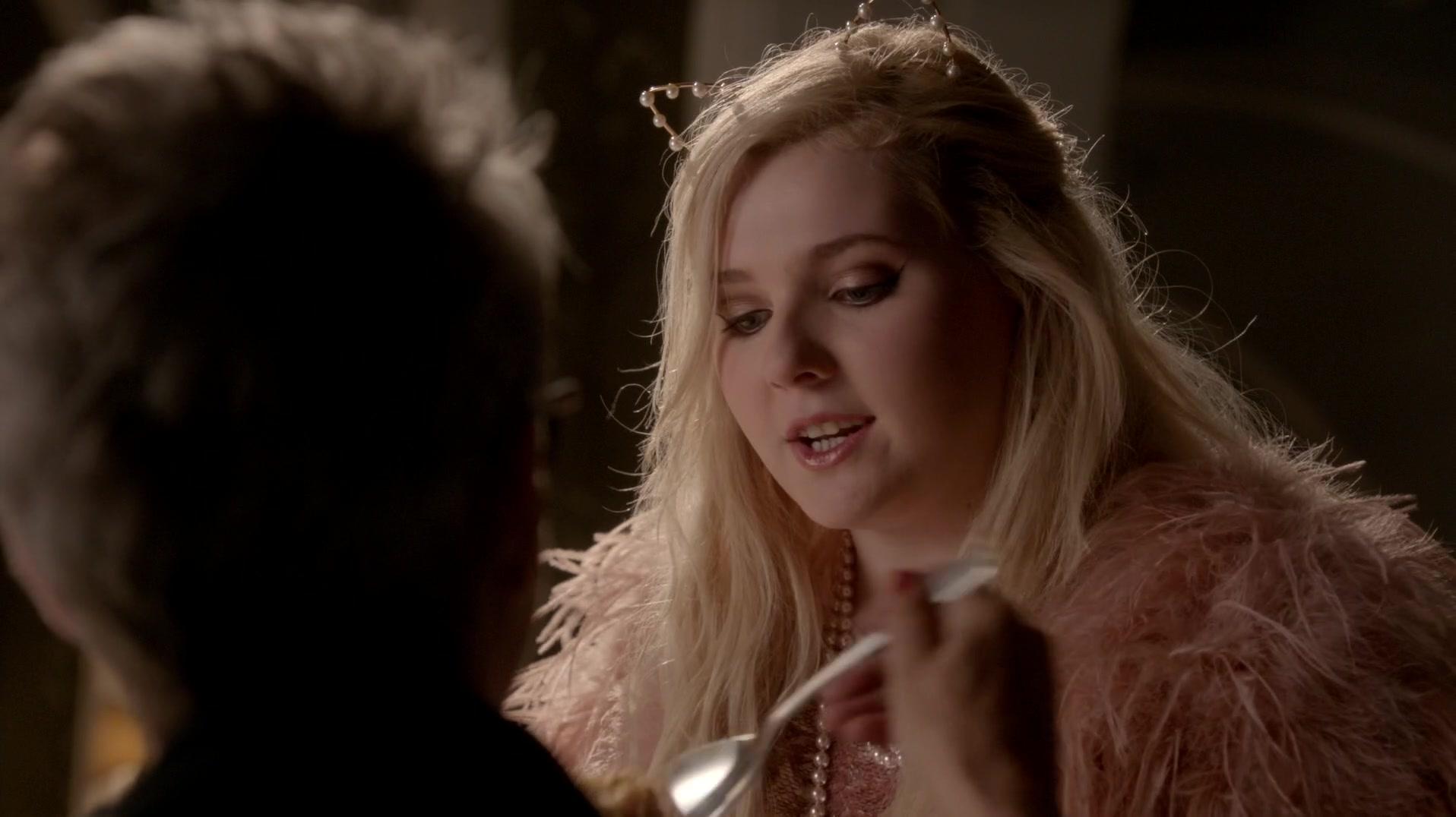 Scream_Queens_2015_S01E10_Thanksgiving_1080p_3362.jpg Scream_Queens_2015_S01E10_Thanksgiving_1080p_3362.jpg