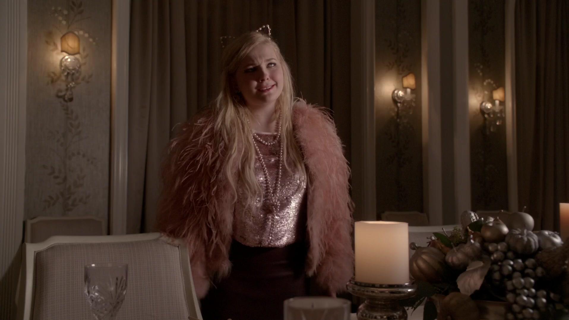 Scream_Queens_2015_S01E10_Thanksgiving_1080p_3395.jpg