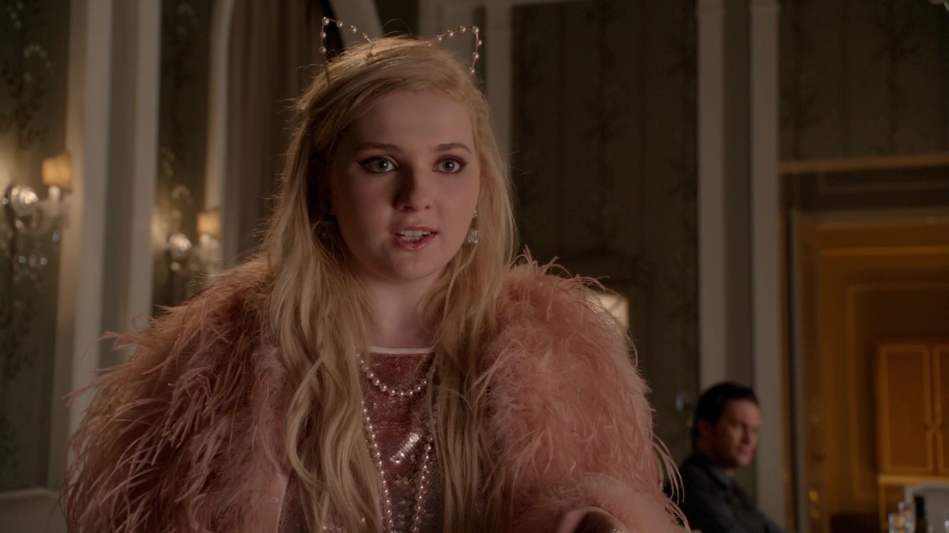 Scream_Queens_2015_S01E10_Thanksgiving_1080p_3659.jpg
