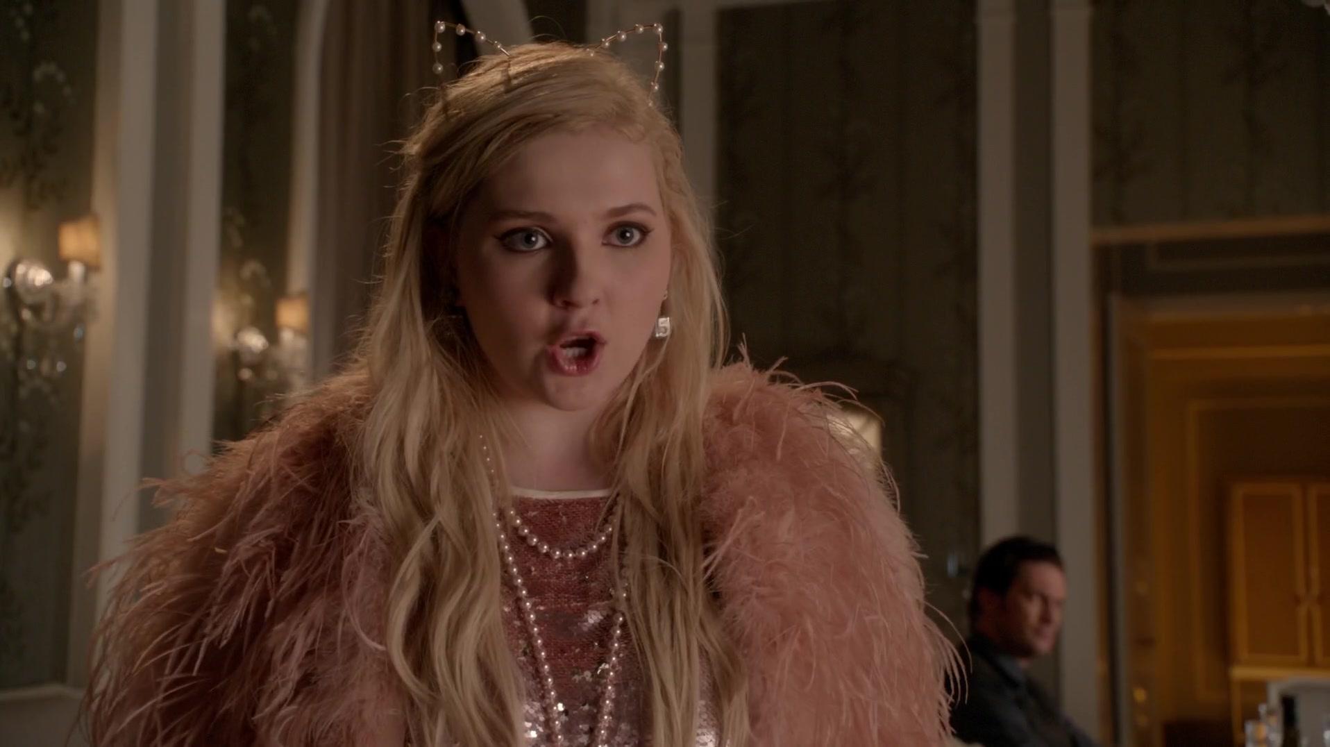 Scream_Queens_2015_S01E10_Thanksgiving_1080p_3677.jpg
