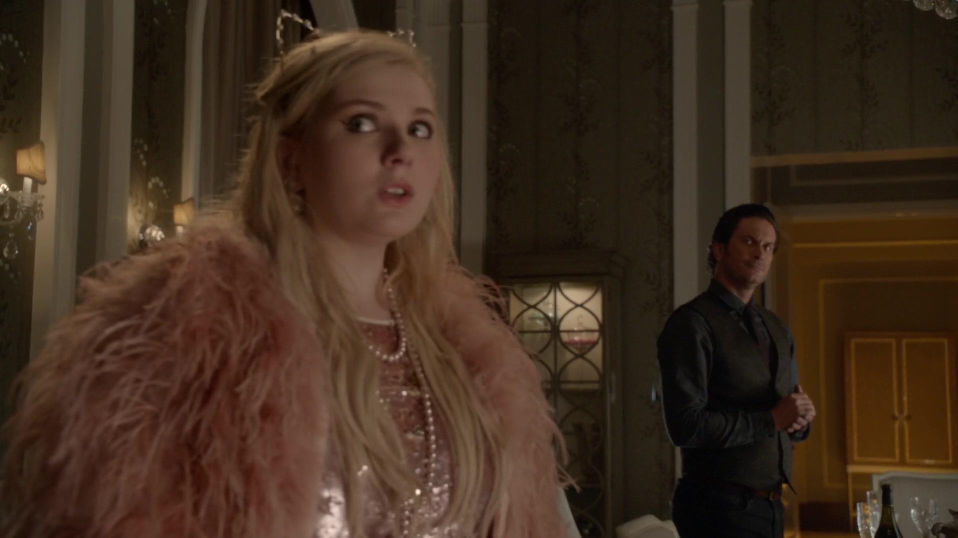 Scream_Queens_2015_S01E10_Thanksgiving_1080p_3776.jpg