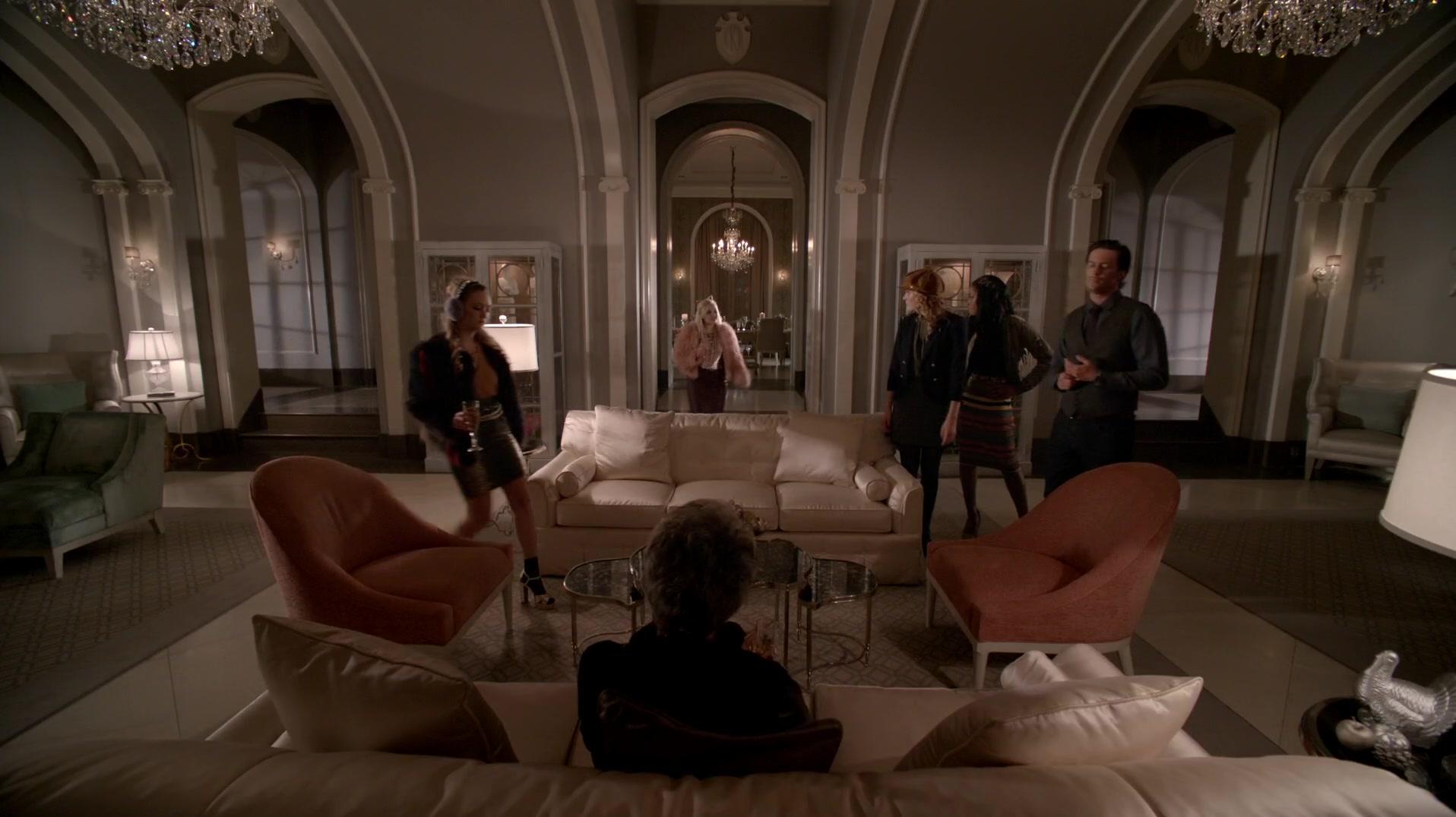 Scream_Queens_2015_S01E10_Thanksgiving_1080p_3859.jpg