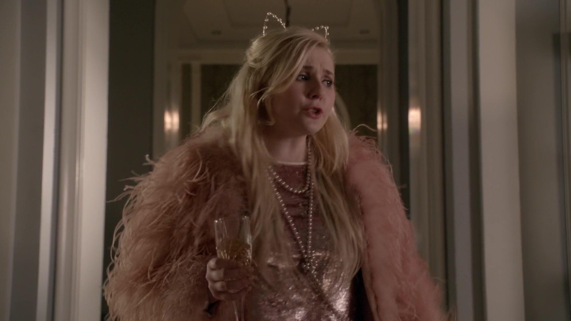 Scream_Queens_2015_S01E10_Thanksgiving_1080p_3870.jpg