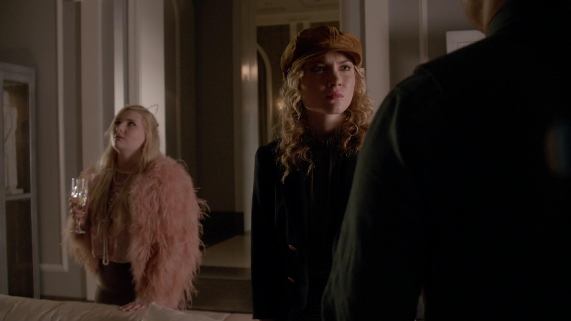 Scream_Queens_2015_S01E10_Thanksgiving_1080p_4420.jpg