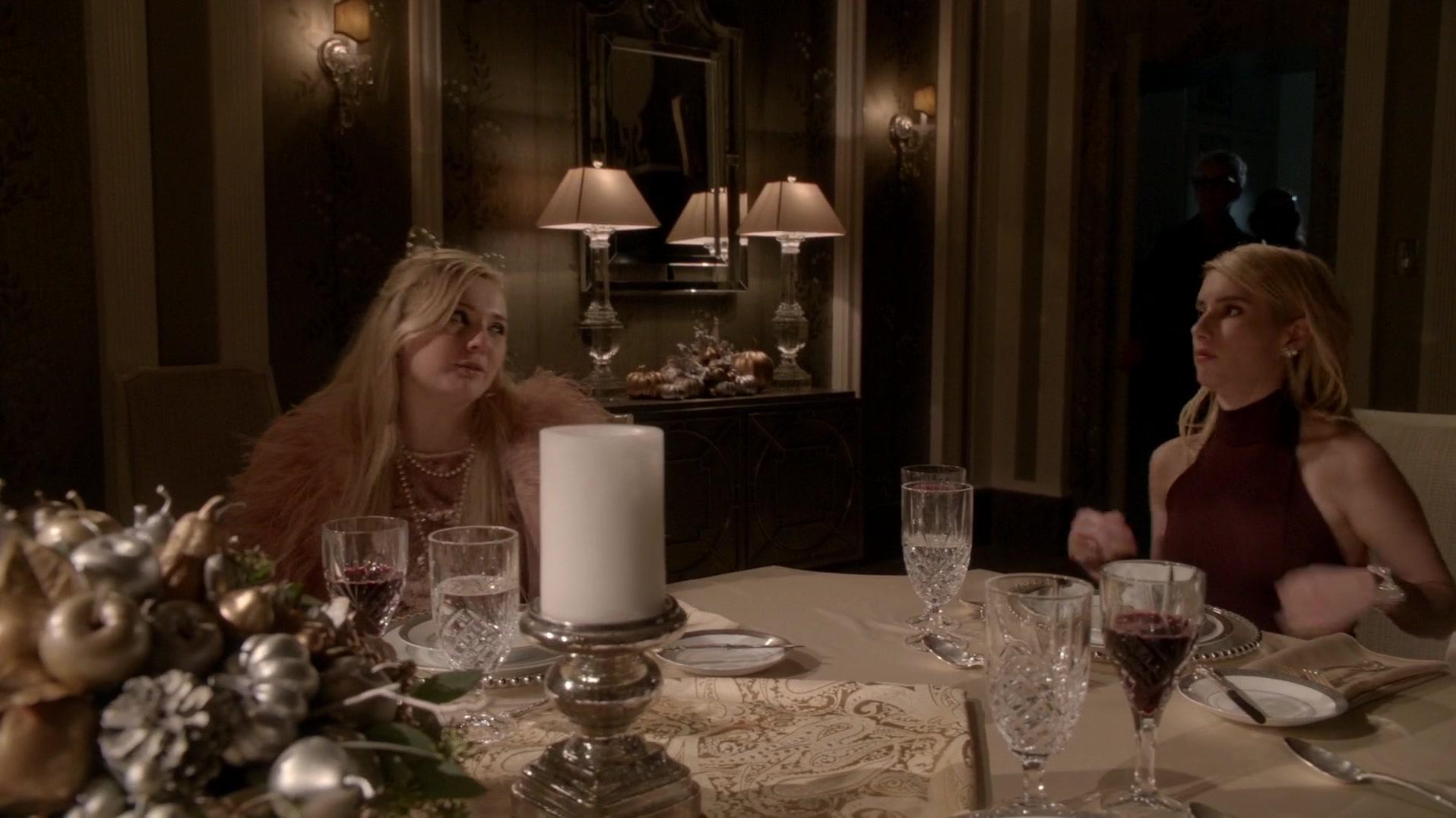 Scream_Queens_2015_S01E10_Thanksgiving_1080p_5925.jpg