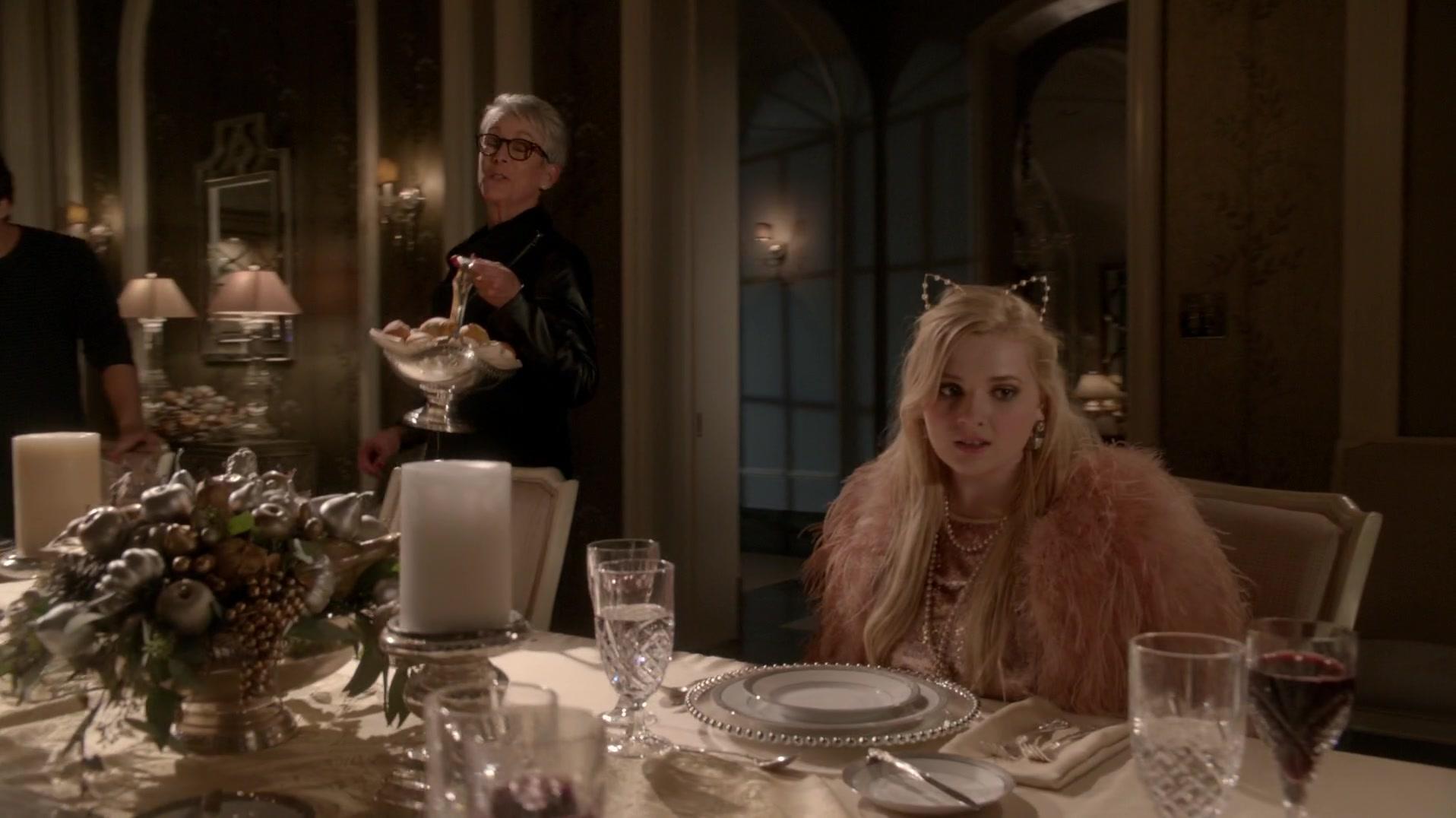 Scream_Queens_2015_S01E10_Thanksgiving_1080p_5935.jpg