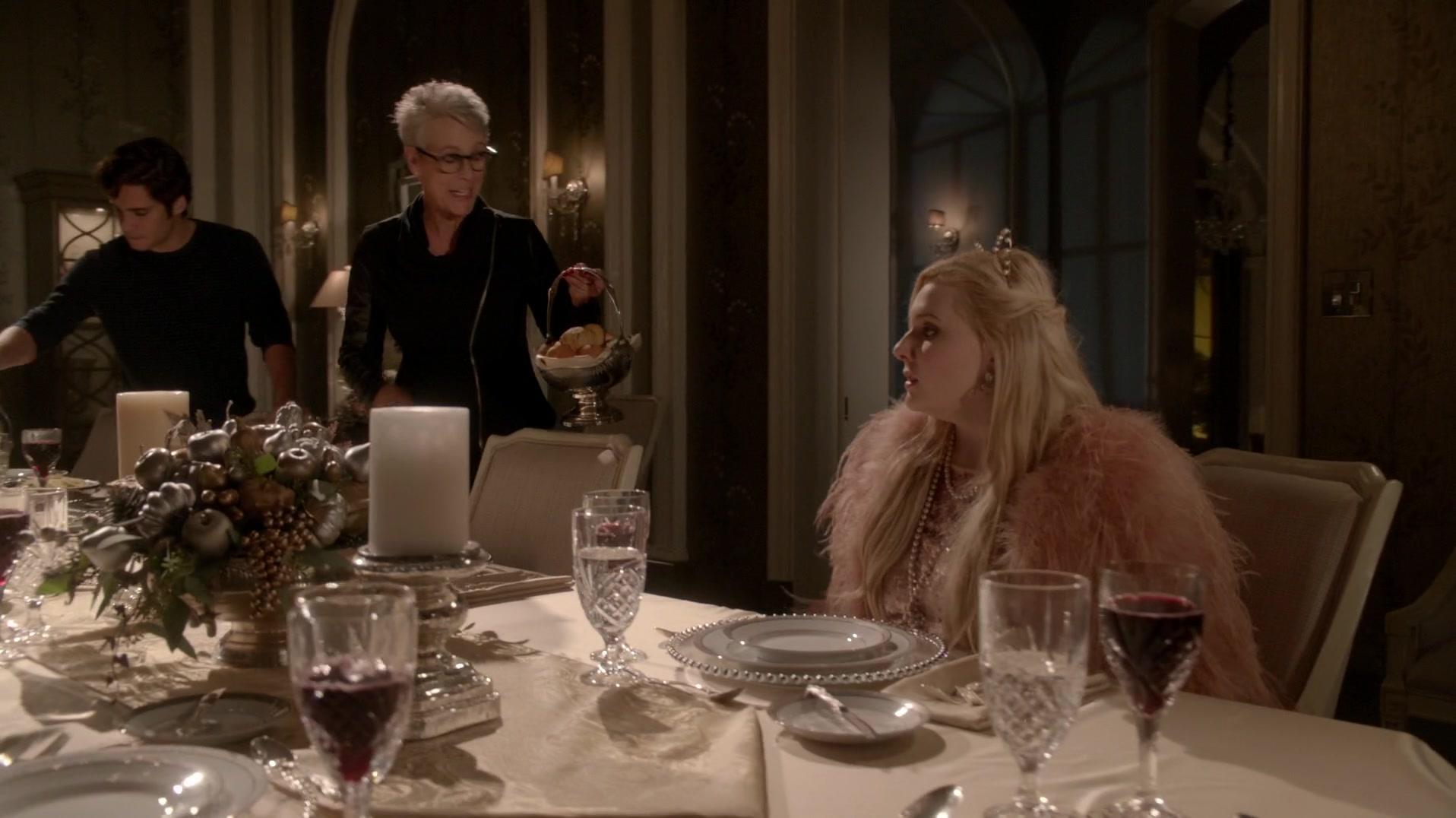 Scream_Queens_2015_S01E10_Thanksgiving_1080p_5937.jpg