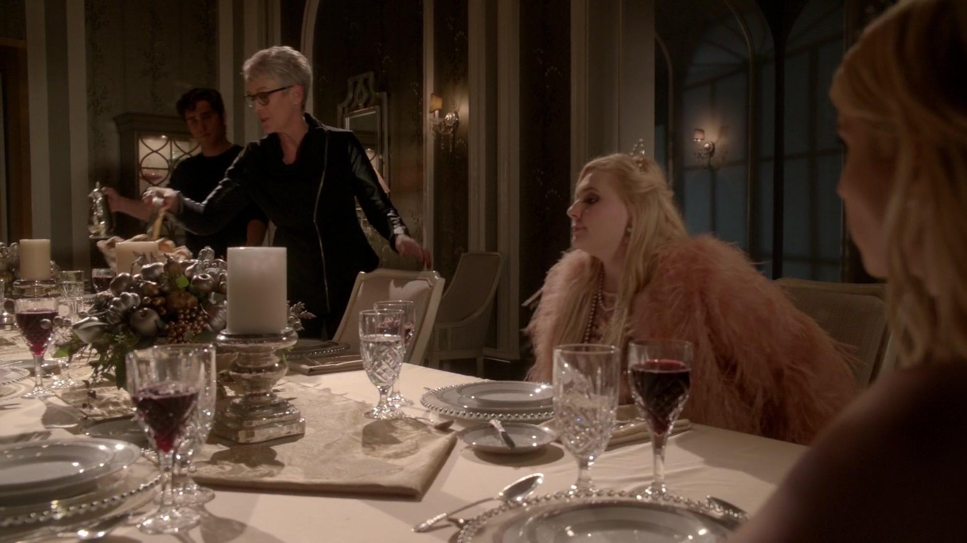 Scream_Queens_2015_S01E10_Thanksgiving_1080p_5941.jpg