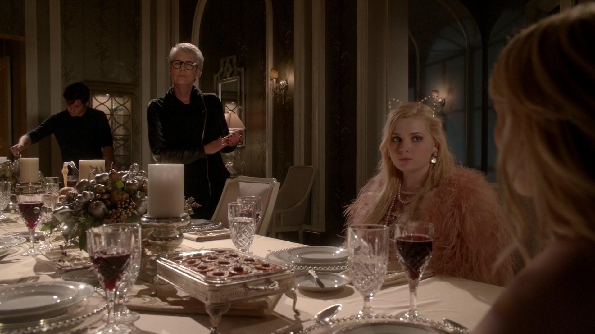 Scream_Queens_2015_S01E10_Thanksgiving_1080p_5966.jpg