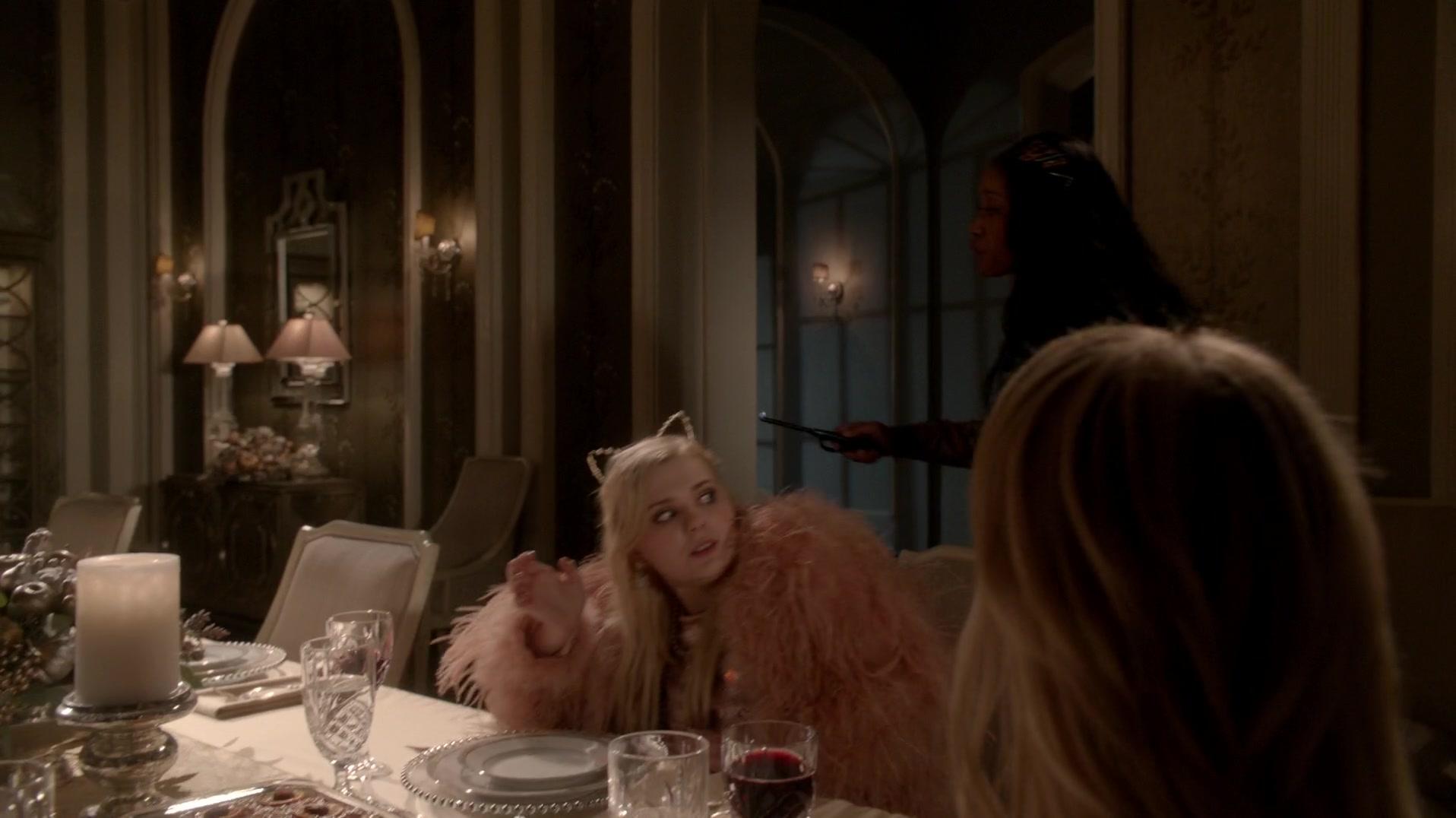 Scream_Queens_2015_S01E10_Thanksgiving_1080p_6009.jpg