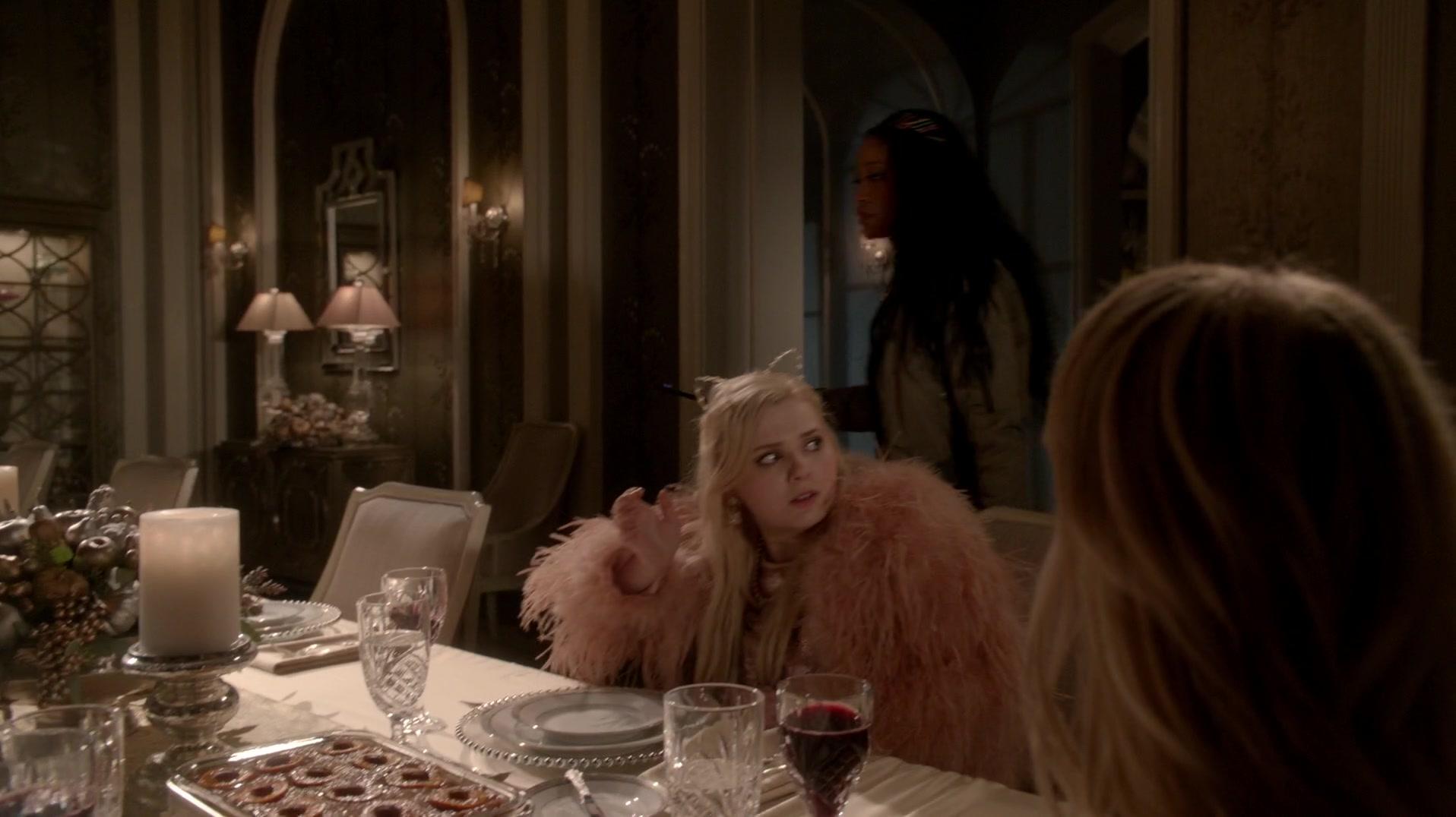 Scream_Queens_2015_S01E10_Thanksgiving_1080p_6010.jpg