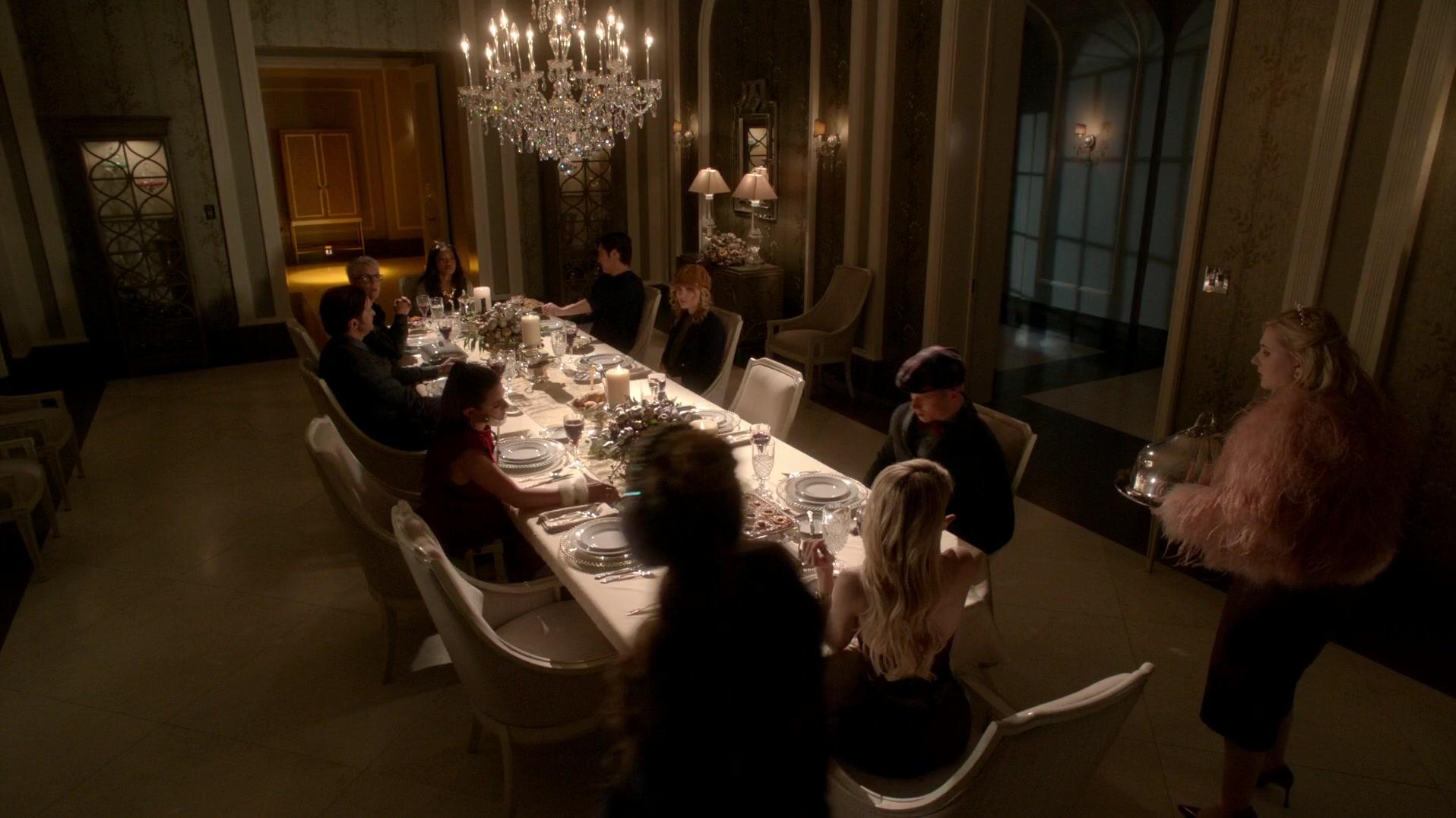 Scream_Queens_2015_S01E10_Thanksgiving_1080p_6193.jpg