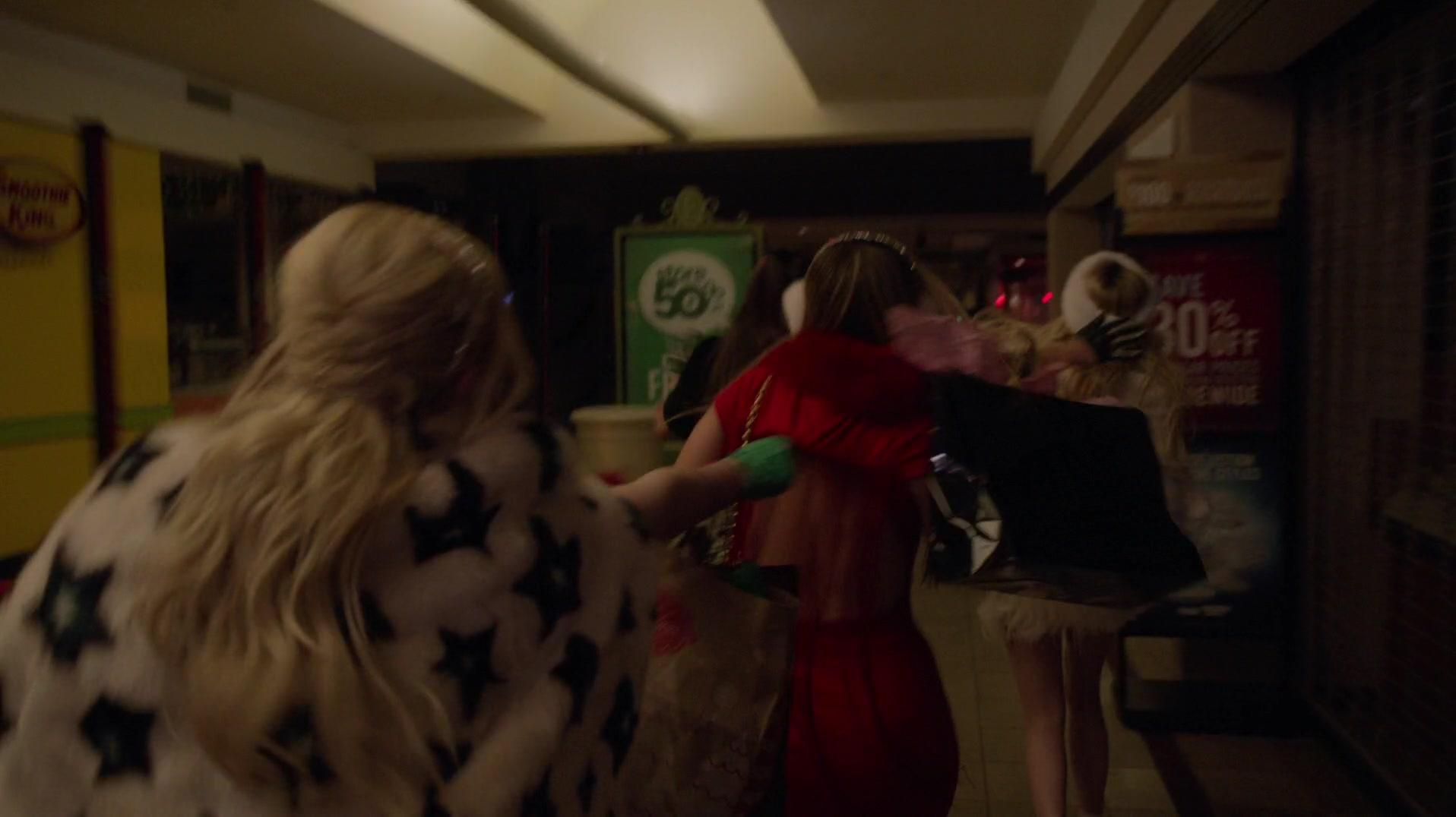 Scream_Queens_2015_S01E11_Black_Friday_1080p__1212.jpg