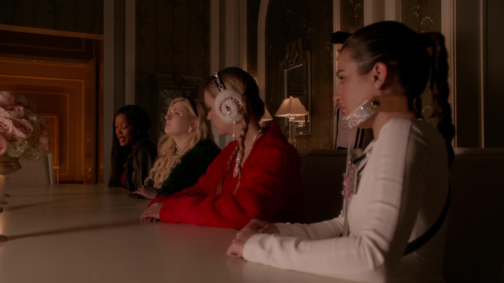 Scream_Queens_2015_S01E11_Black_Friday_1080p__5036.jpg