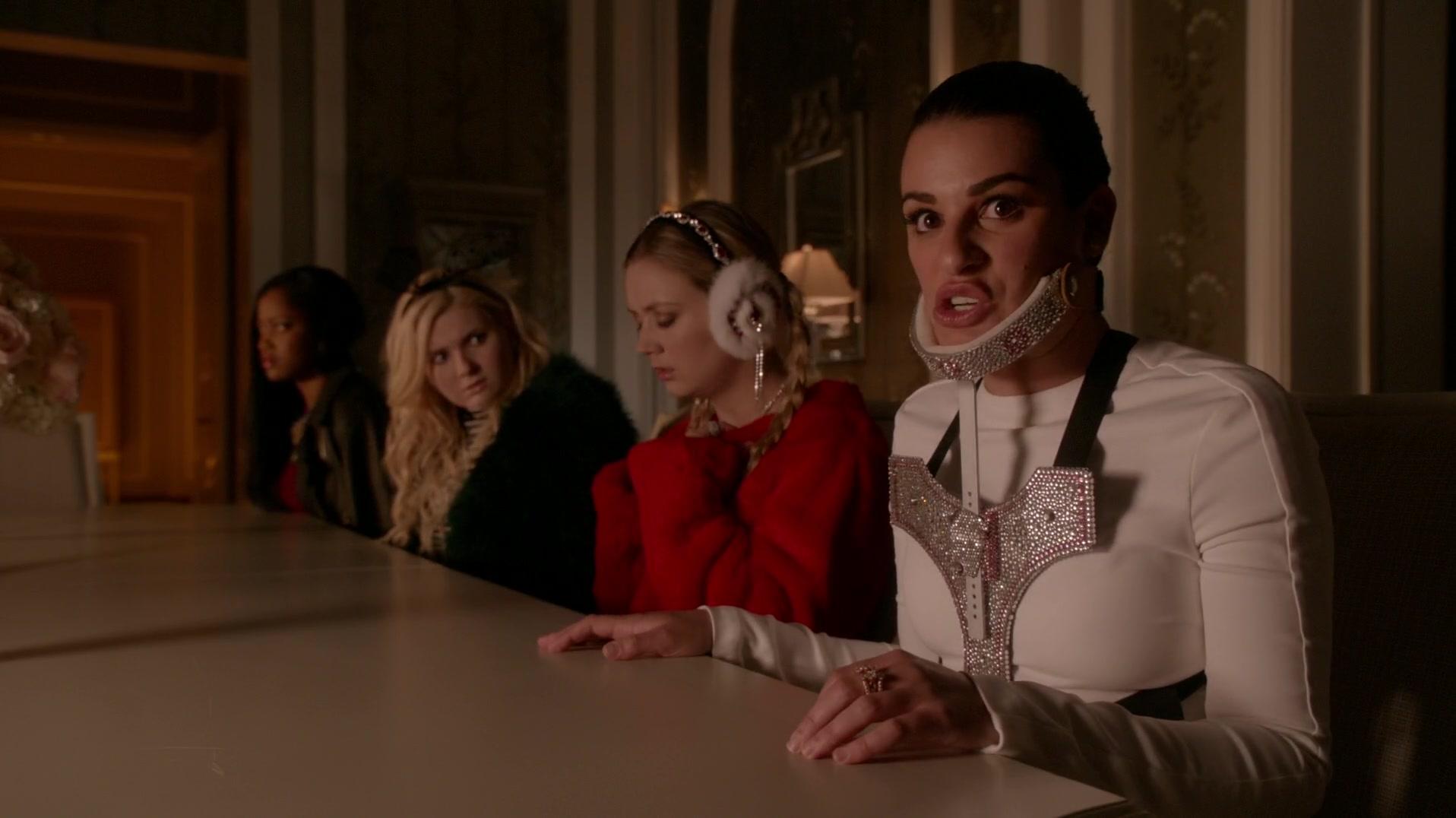 Scream_Queens_2015_S01E11_Black_Friday_1080p__5301.jpg