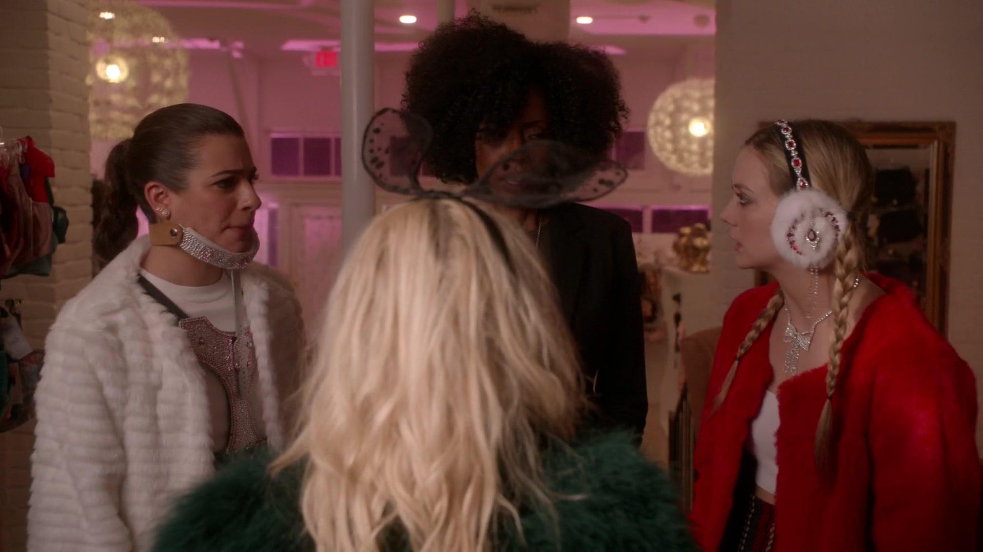 Scream_Queens_2015_S01E11_Black_Friday_1080p__5513.jpg