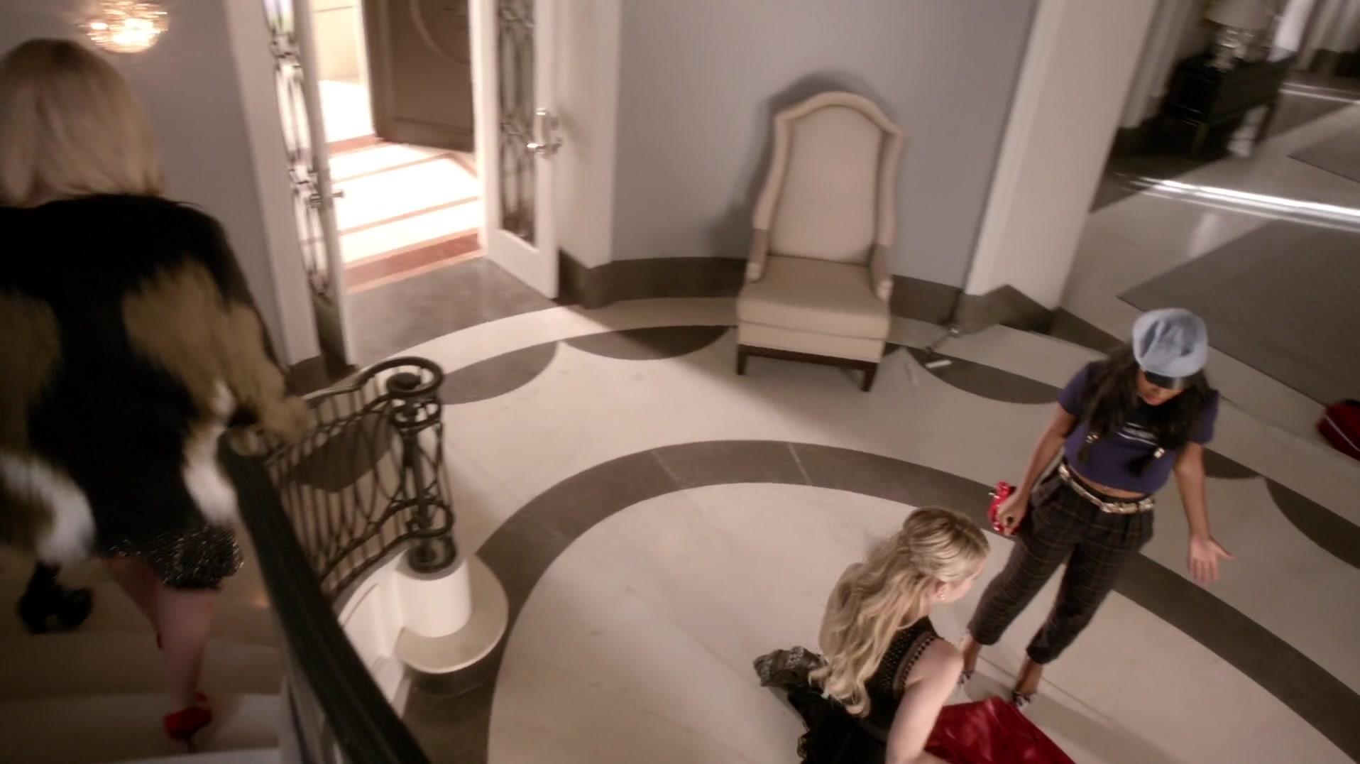 Scream_Queens_2015_S01E12_Dorkus_1080p__2968.jpg