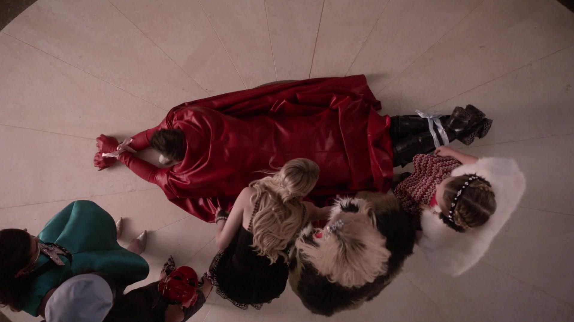 Scream_Queens_2015_S01E12_Dorkus_1080p__3130.jpg