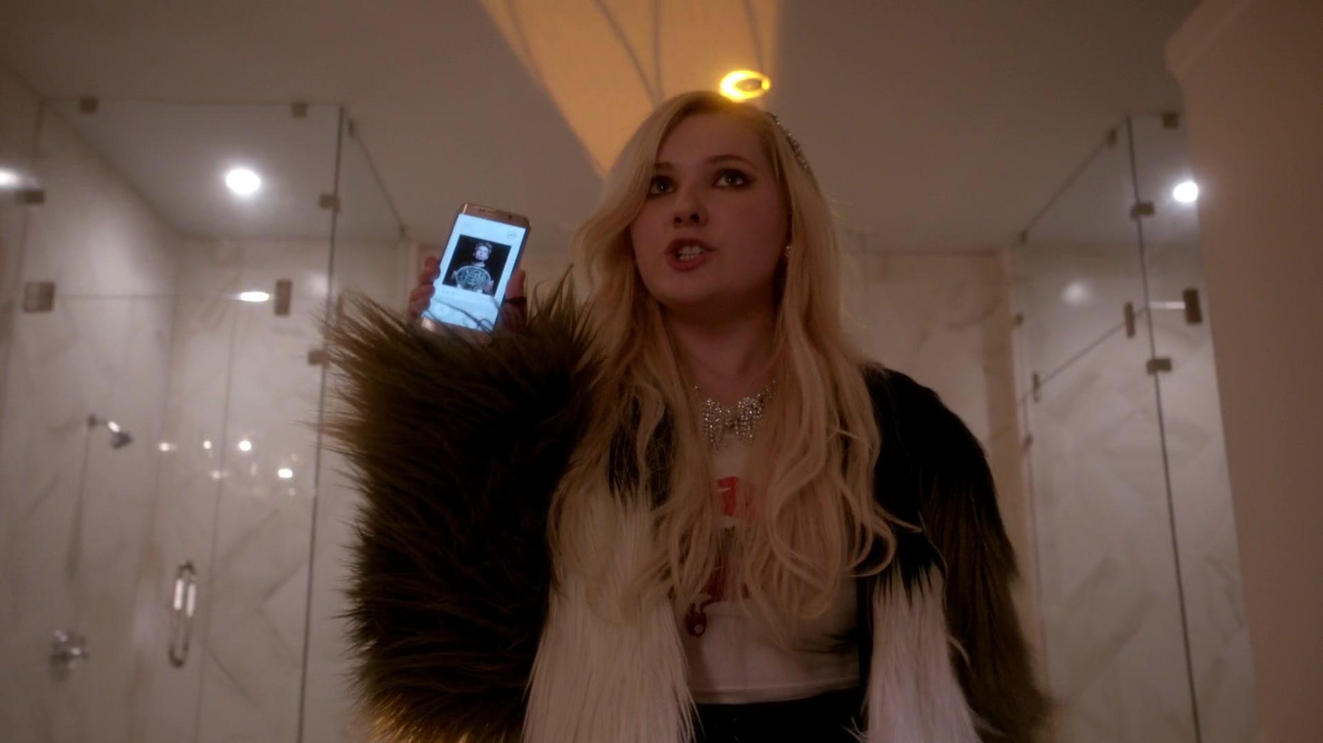 Scream_Queens_2015_S01E12_Dorkus_1080p__6031.jpg Scream_Queens_2015_S01E12_Dorkus_1080p__6031.jpg