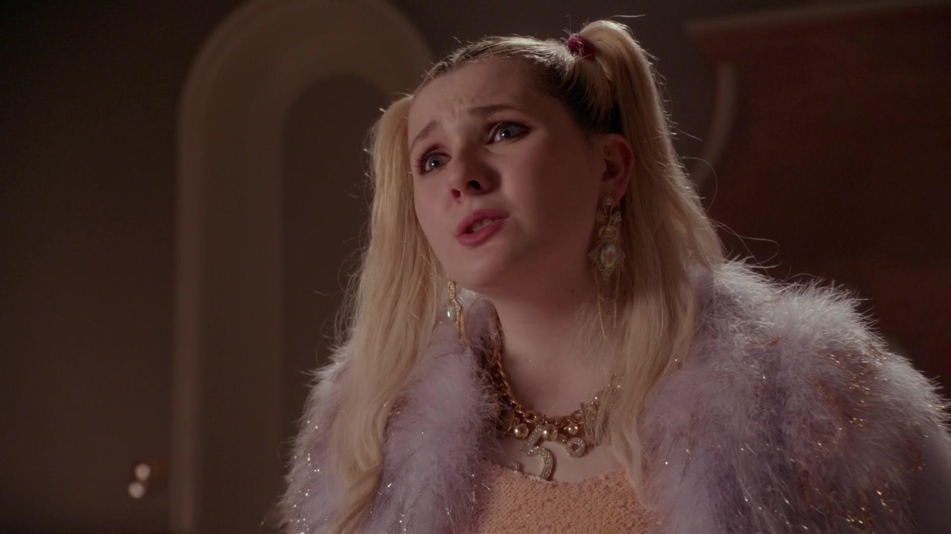Scream_Queens_2015_S01E13_The_Final_Girl28S29_1080p__1507.jpg