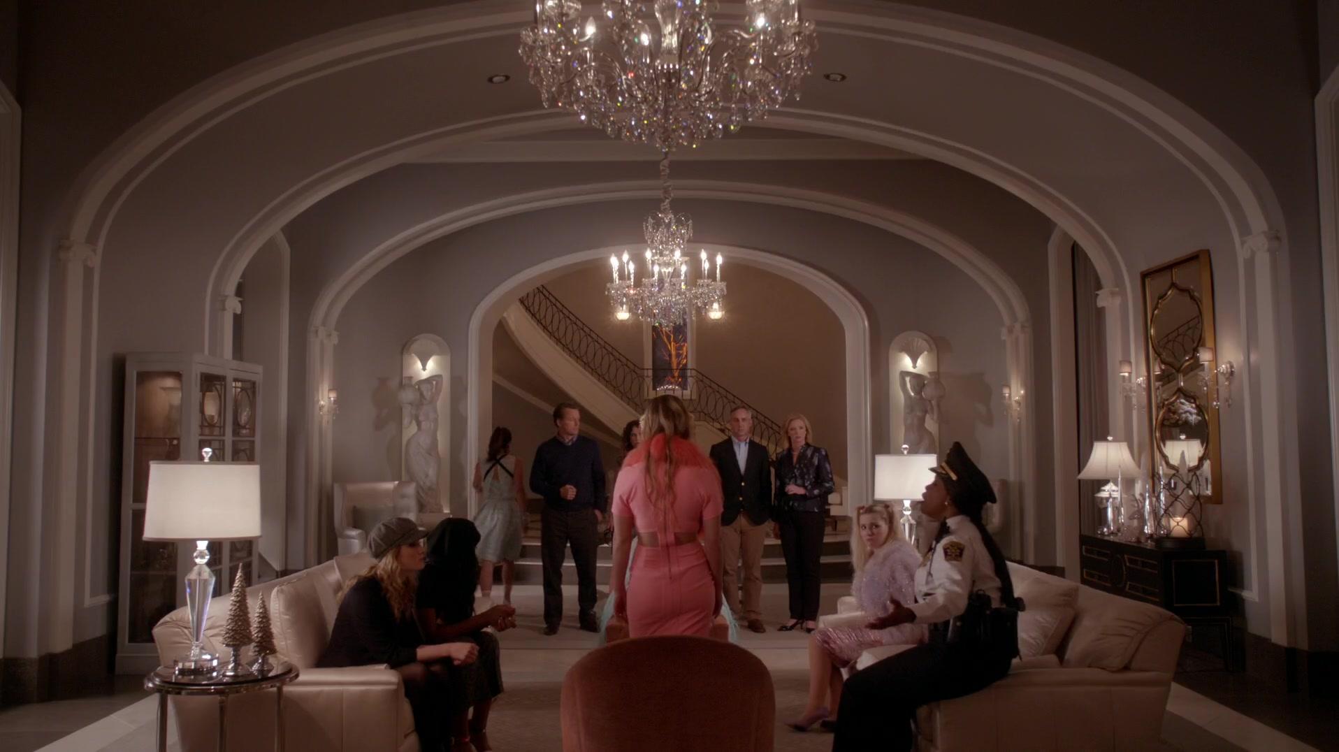 Scream_Queens_2015_S01E13_The_Final_Girl28S29_1080p__2526.jpg