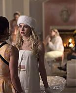 ScreamQueens_1x09_Stills_2015_28229.jpg