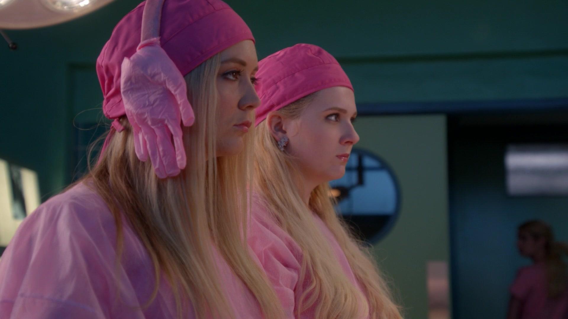 Scream_Queens_2016_S02E01_1080p_4730.jpg