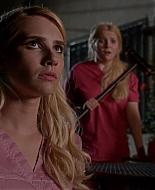 Scream_Queens_2016_S02E01_1080p_2916.jpg