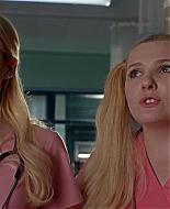 Scream_Queens_2016_S02E01_1080p_3603.jpg