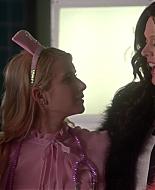 Scream_Queens_2016_S02E01_1080p_5053.jpg