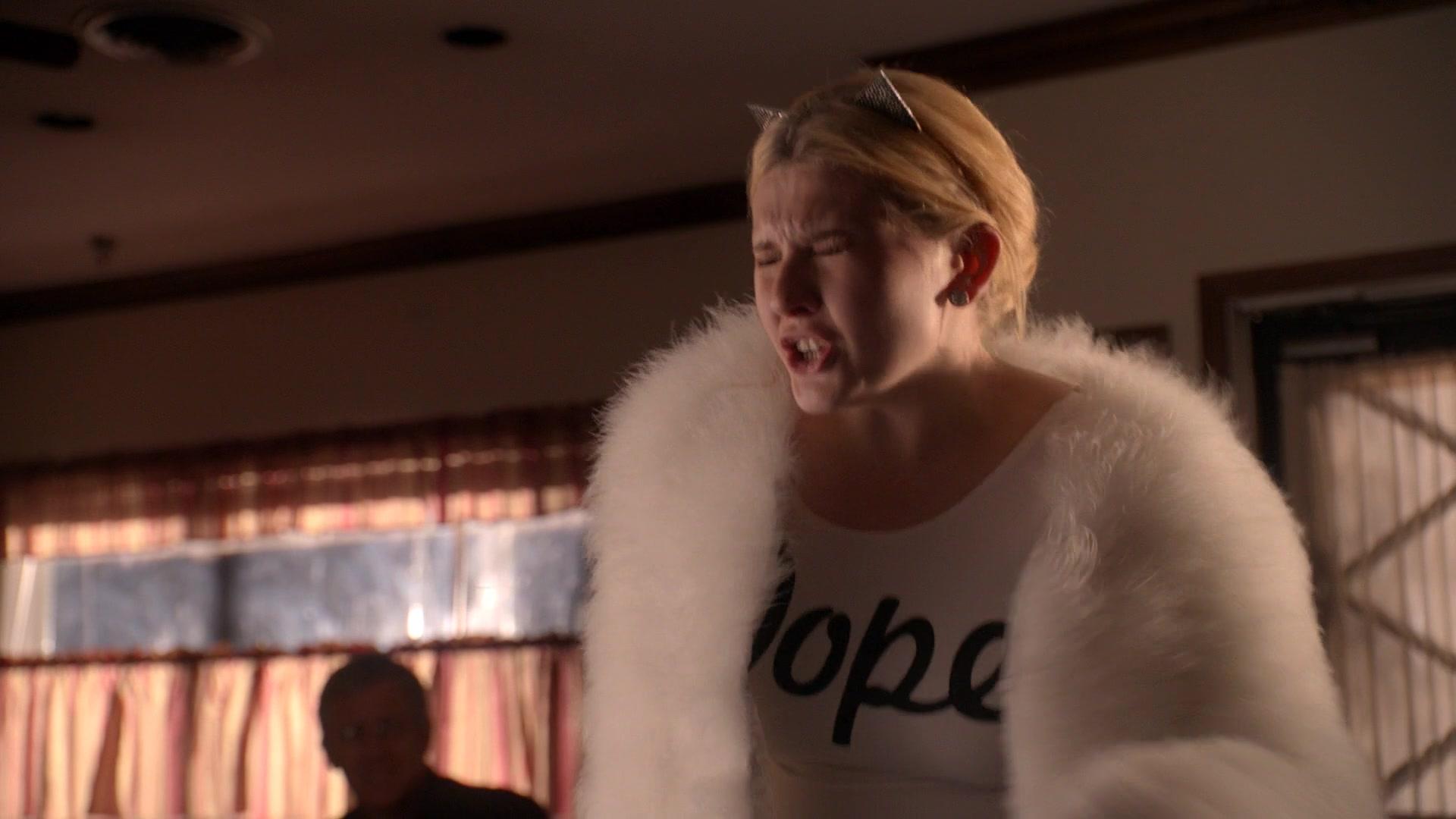 Scream_Queens_2016_S02E02_1080p_3187.jpg Scream_Queens_2016_S02E02_1080p_3187.jpg