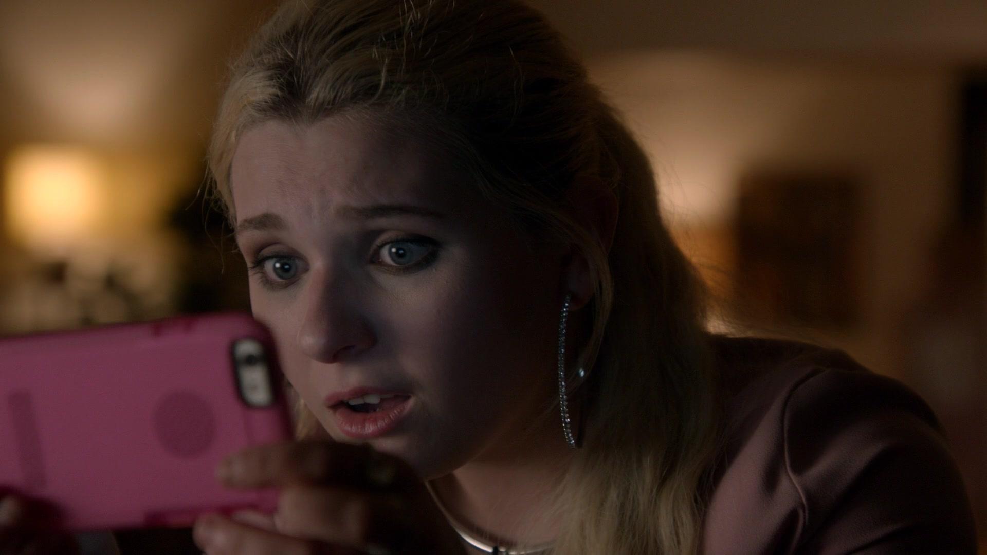 Scream_Queens_2016_S02E02_1080p_6021.jpg