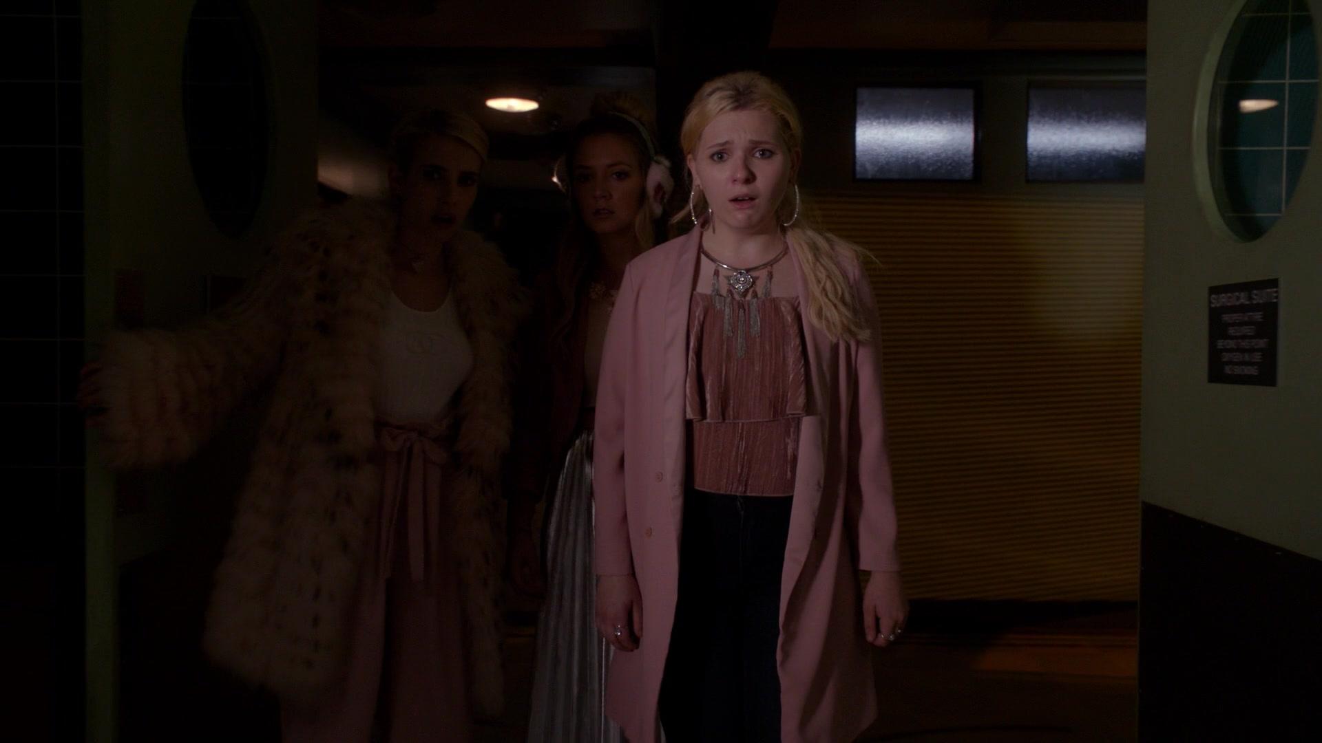 Scream_Queens_2016_S02E02_1080p_6192.jpg