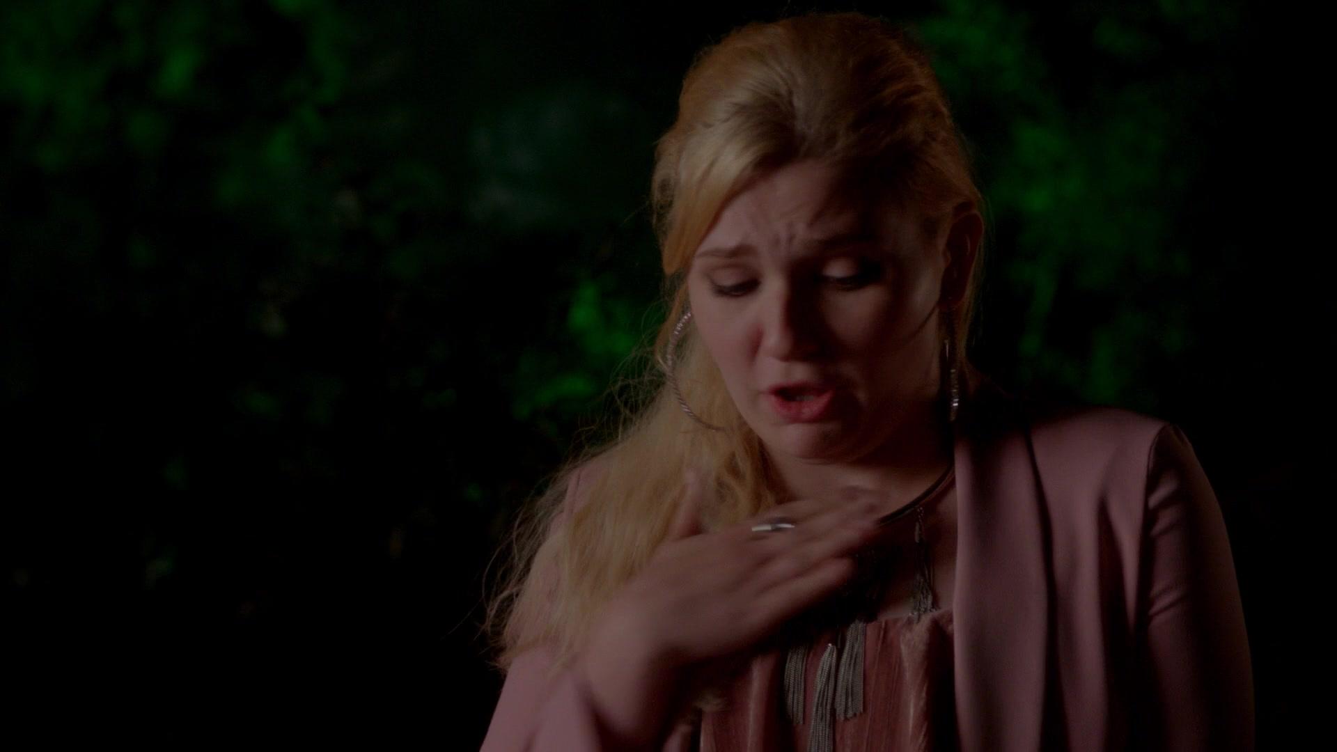 Scream_Queens_2016_S02E03_1080p_0409.jpg Scream_Queens_2016_S02E03_1080p_0409.jpg