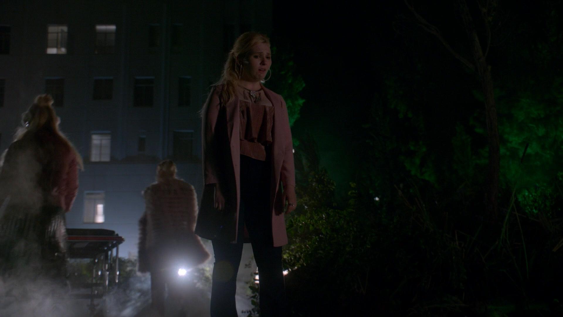 Scream_Queens_2016_S02E03_1080p_0500.jpg Scream_Queens_2016_S02E03_1080p_0500.jpg