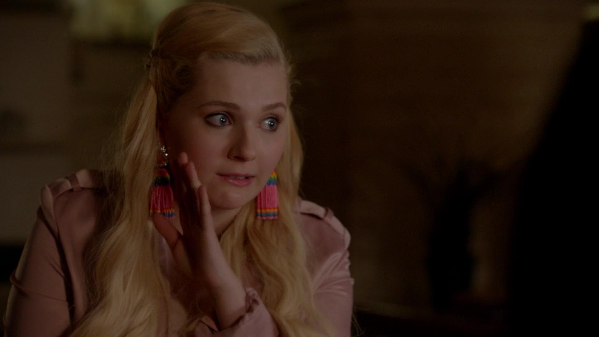 Scream_Queens_2016_S02E03_1080p_2364.jpg Scream_Queens_2016_S02E03_1080p_2364.jpg