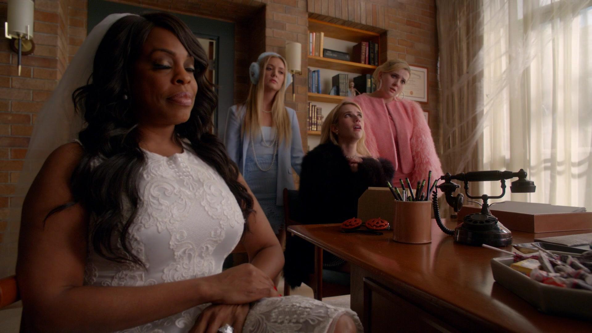 Scream_Queens_2015_S02E04_1080p_1328.jpg