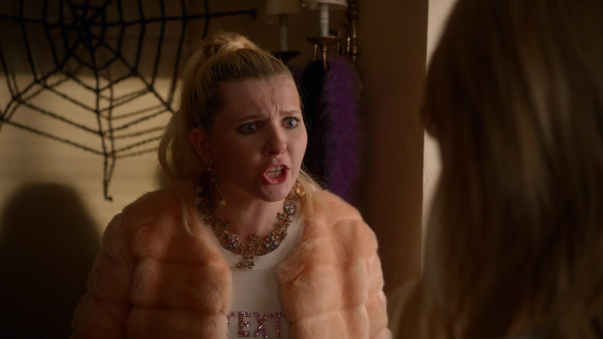 Scream_Queens_2015_S02E04_1080p_4266.jpg