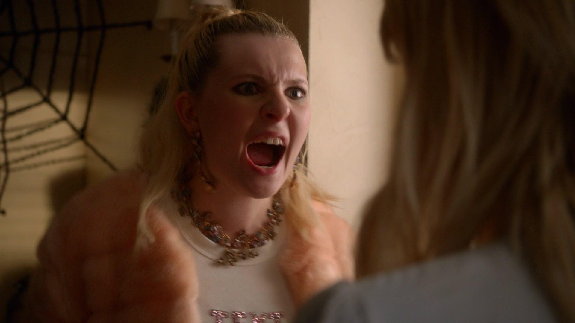 Scream_Queens_2015_S02E04_1080p_4299.jpg