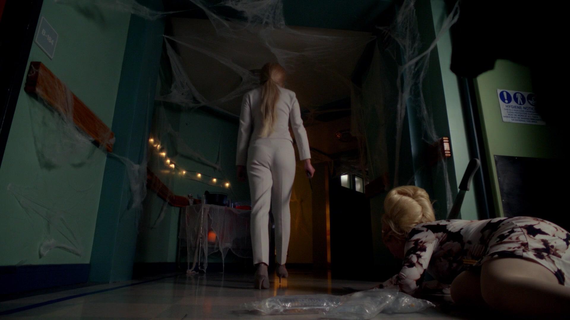 Scream_Queens_2015_S02E04_1080p_5699.jpg