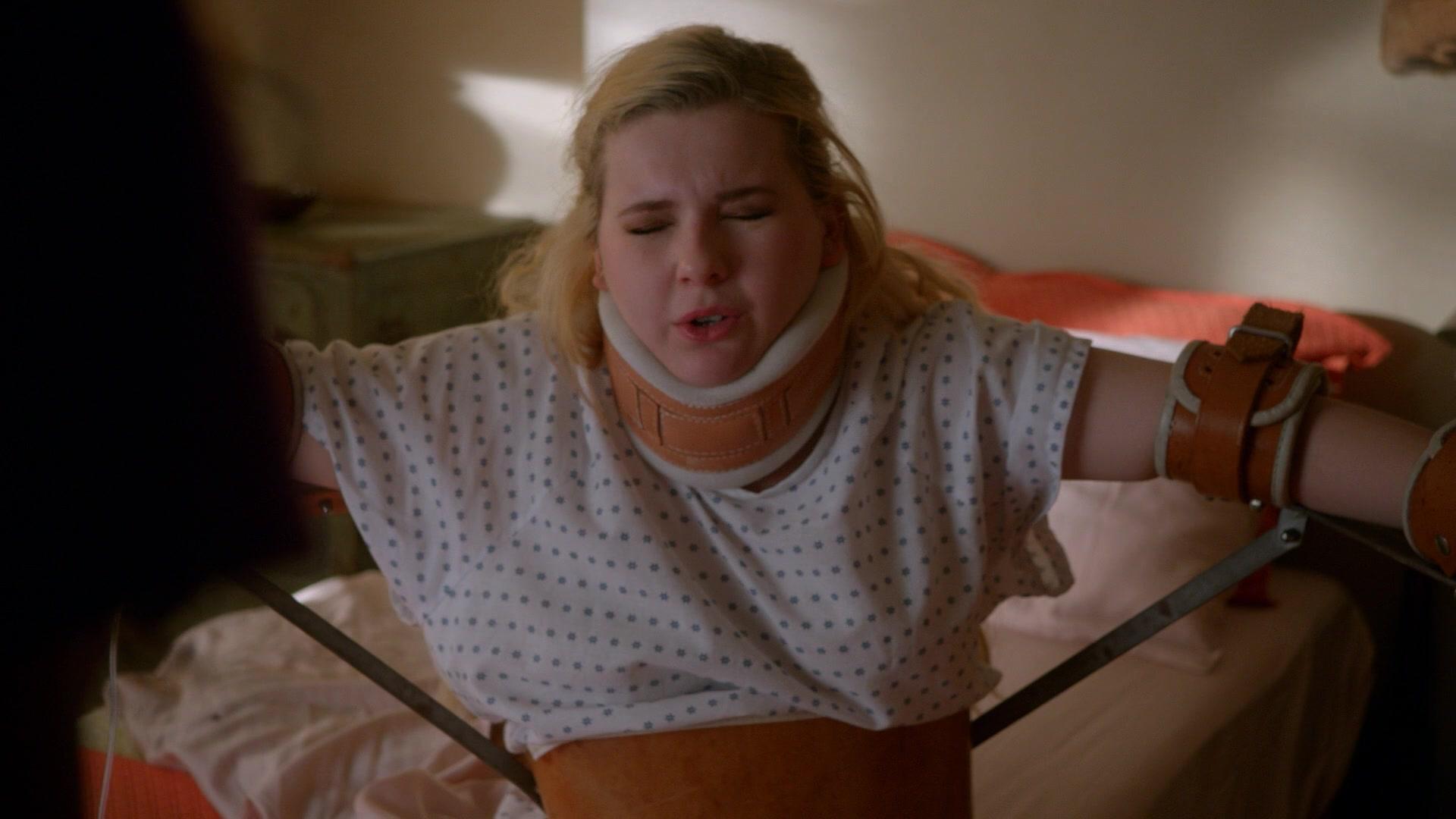 Scream_Queens_2016_S02E05_1080p_2173.jpg Scream_Queens_2016_S02E05_1080p_2173.jpg