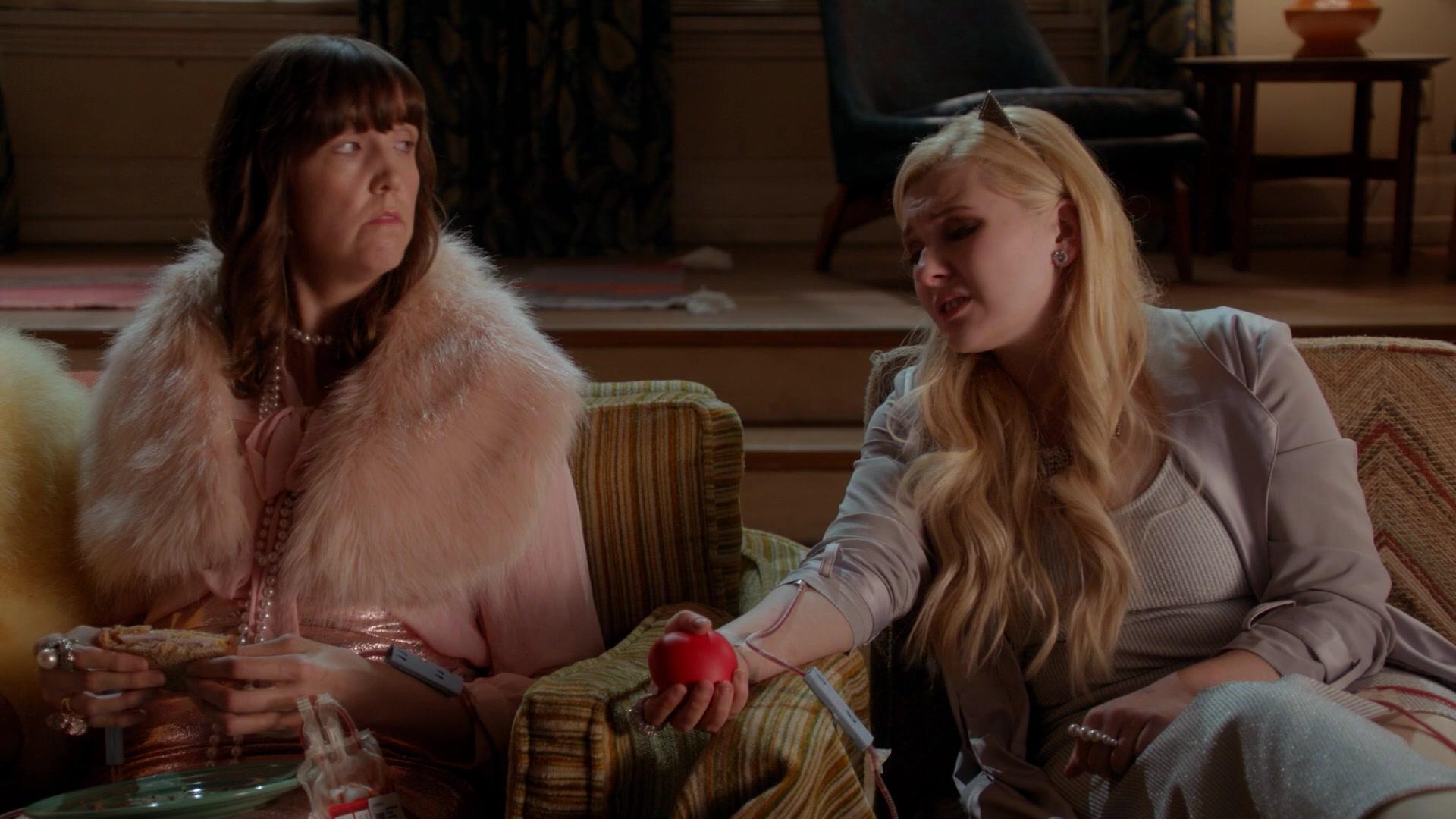 Scream_Queens_2016_S02E06_1080p_2129.jpg