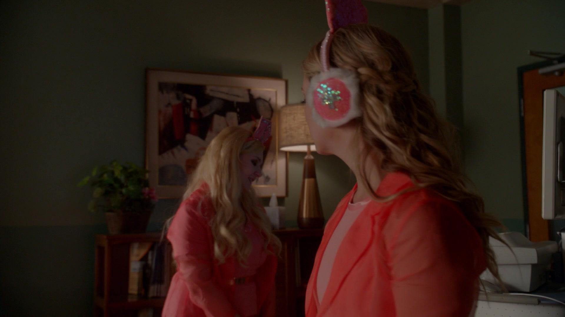 Scream_Queens_2016_S02E07_1080p_1583.jpg