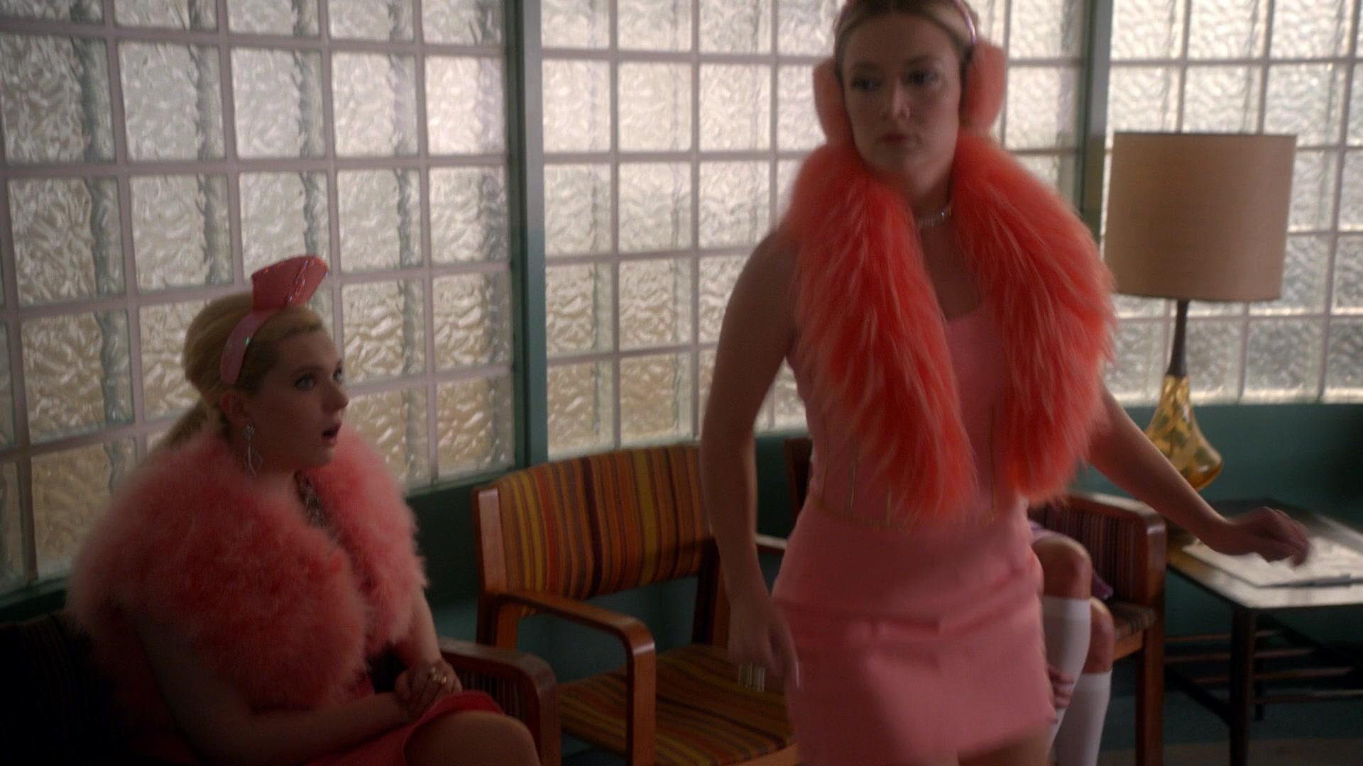 Scream_Queens_2016_S02E07_1080p_2684.jpg
