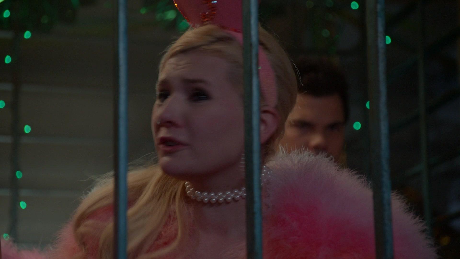 Scream_Queens_2016_S02E10_1080p_4123.jpg