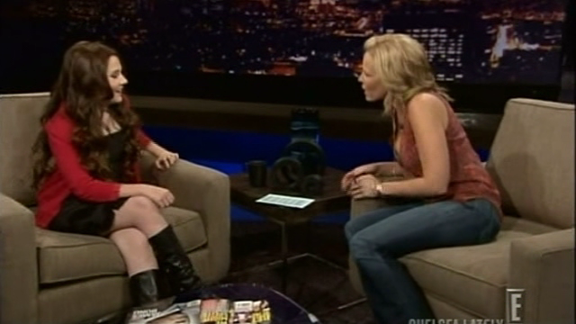 AbigailChelseaLately00033.png