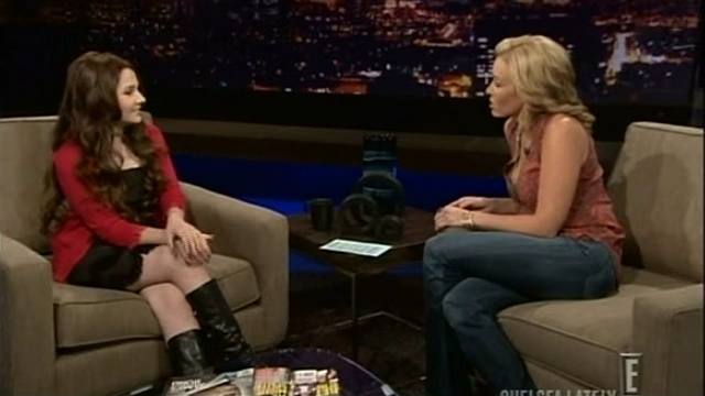AbigailChelseaLately00058.png