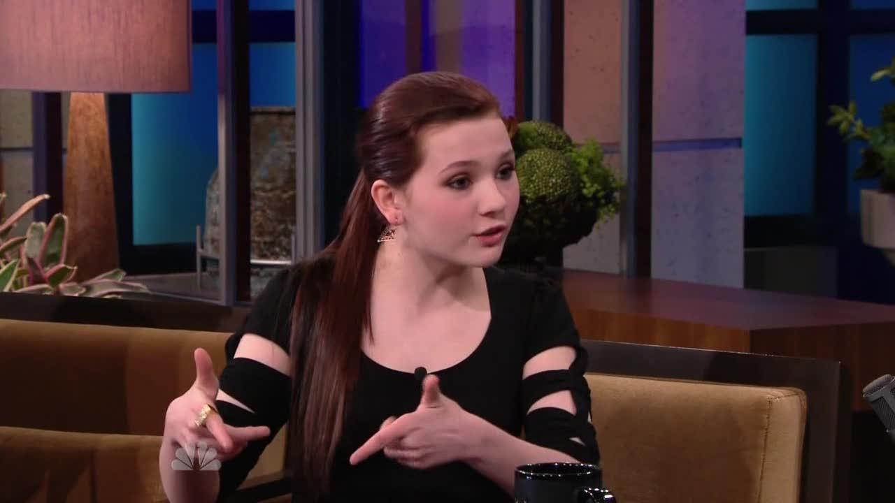 AbigailBreslinJayLeno232556.jpg